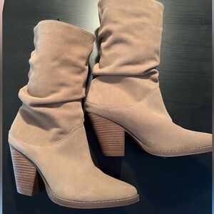 Jane and the Shoe Lisa Bootie